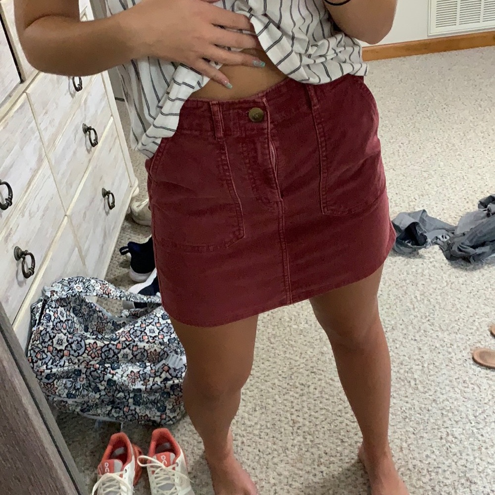 COPY - American eagle corduroy skirt